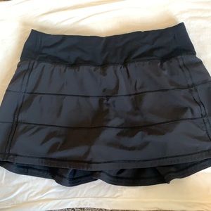 Lululemon black pace rival tennis skirt size 4